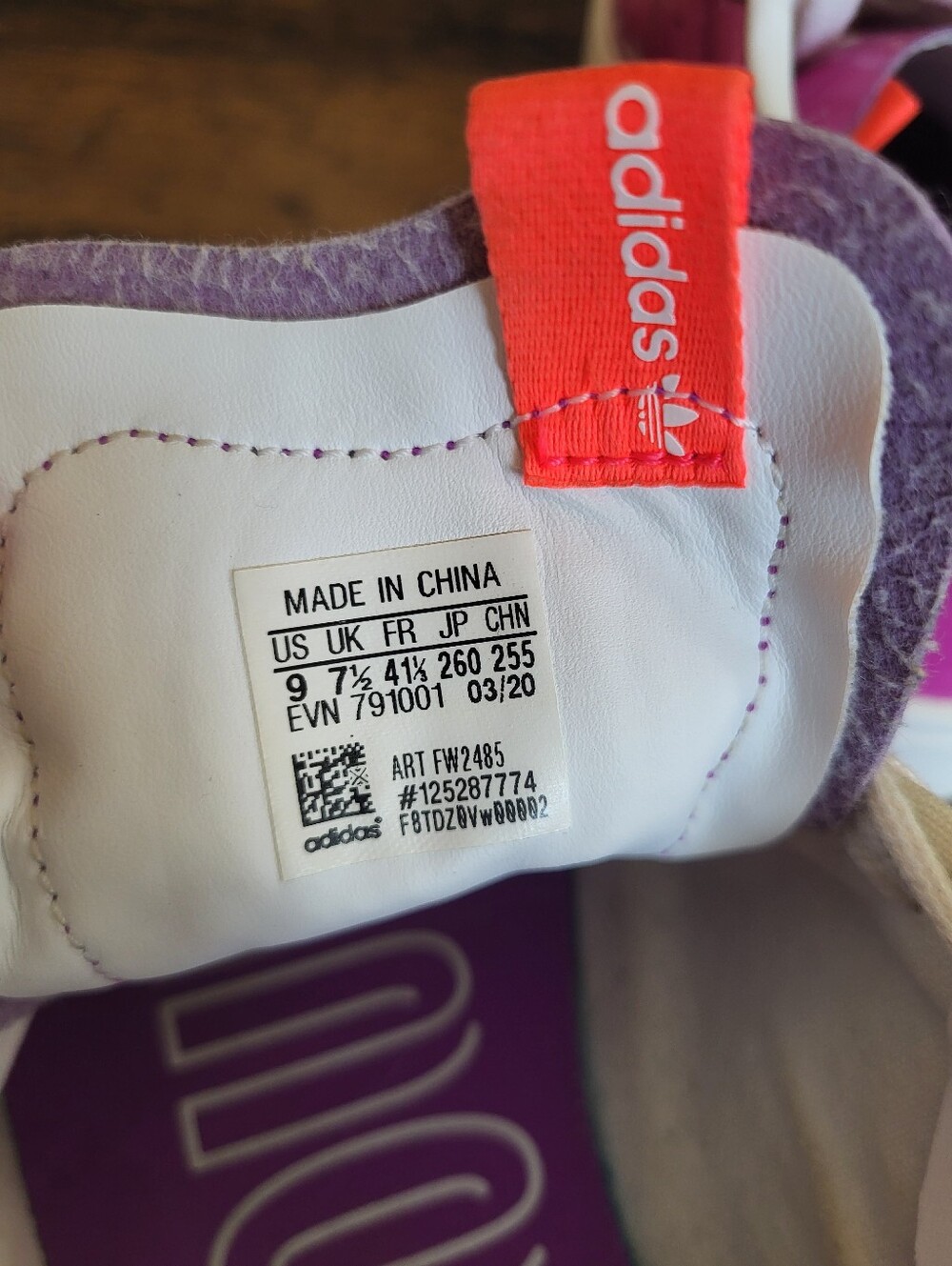 Adidas - Picture 5 of 5